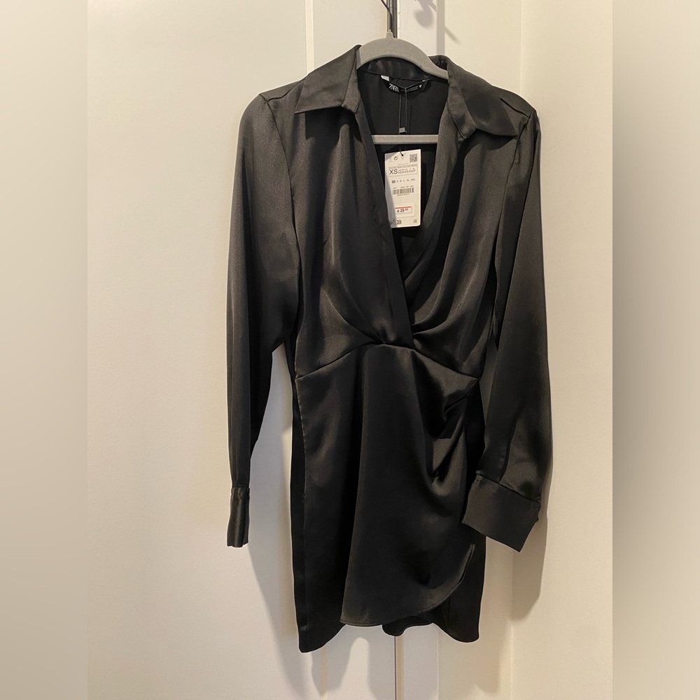 Zara Short Satin Effect Lapel Collar V-Neck Blazer Dress - NWT - Size XS